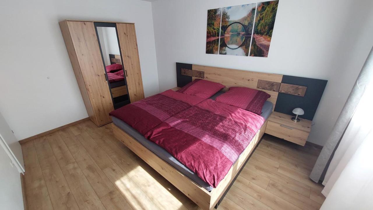 Ferienwohnung Claudia Mit Terrasse Nussdorf am Attersee Esterno foto